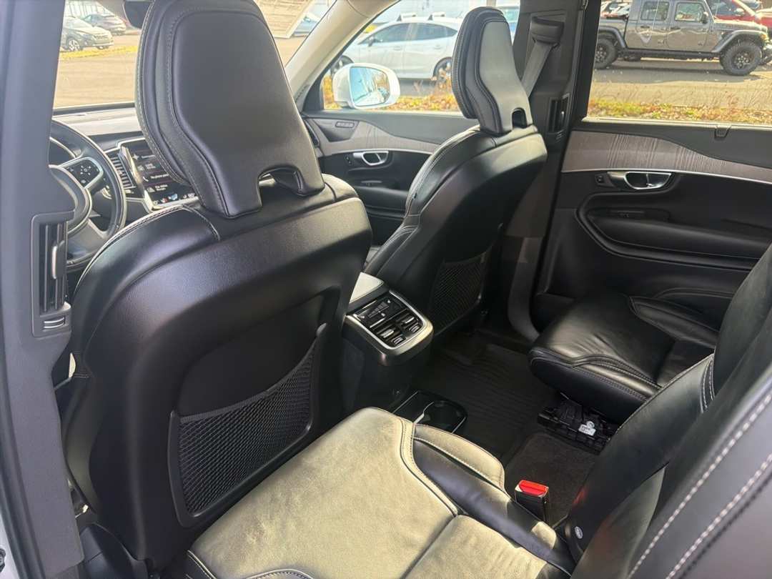 2022 Volvo Xc90 T6 Inscription - Image 18