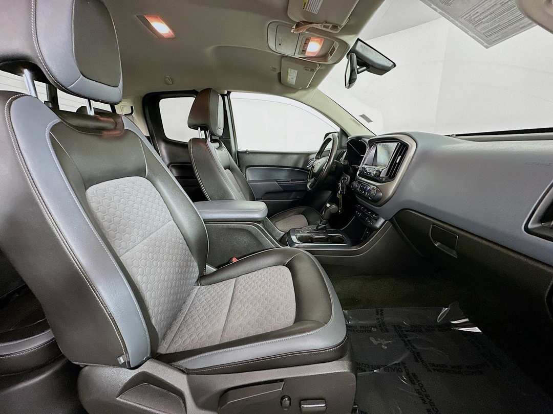 2018 Chevrolet Colorado Z71 - Image 28