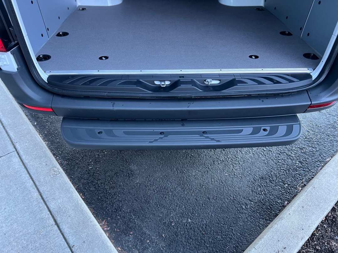 2024 Mercedes-Benz Sprinter 3500 Cargo 170 WB - Image 17