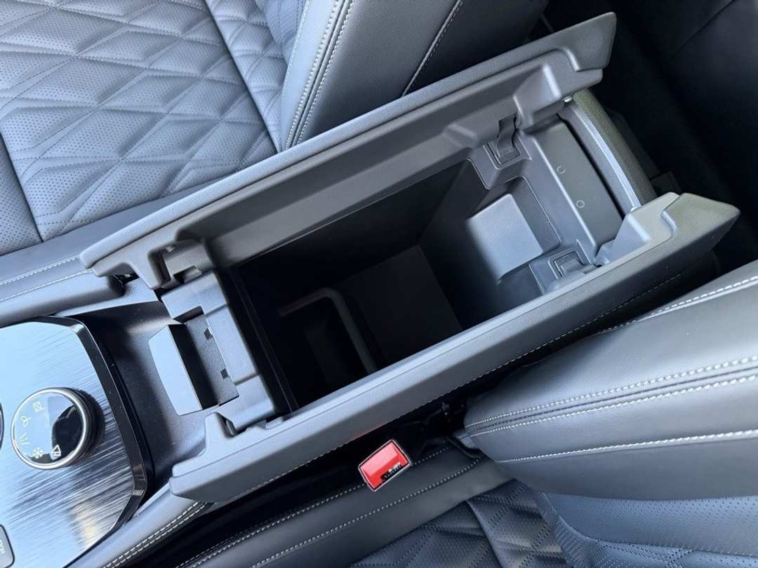 2026 Nissan Rogue Platinum - Image 27