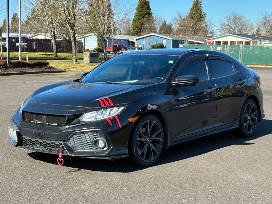 2017 Honda Civic Sport - Image 3