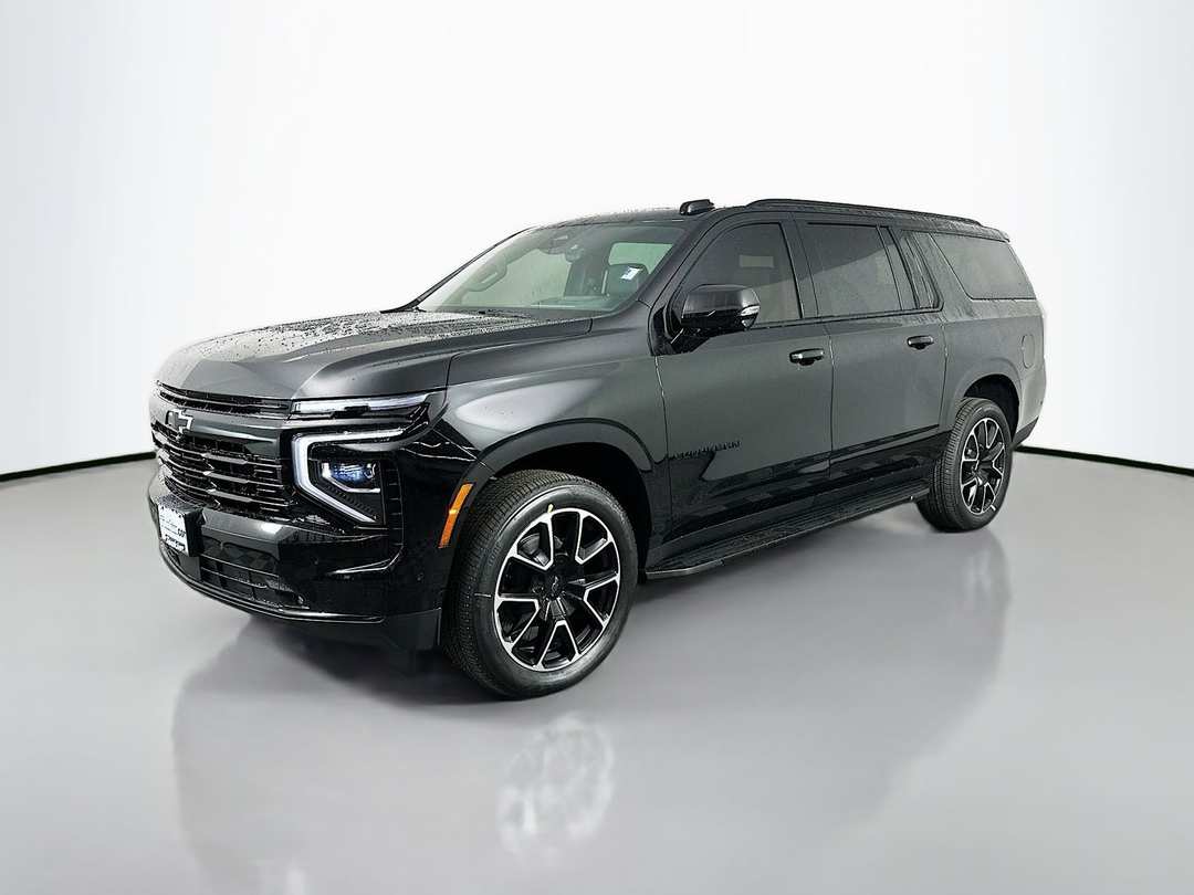 2026 Chevrolet Suburban RST - Image 3