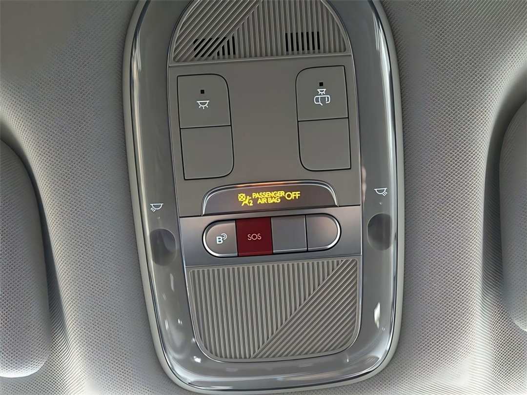 2026 Hyundai Ioniq 5 SEL - Image 20