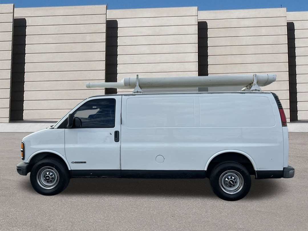 2002 Chevrolet Express Cargo - Image 2