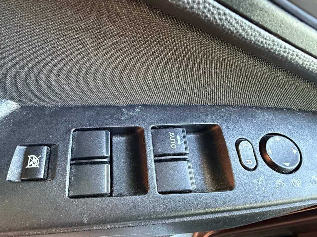 2012 MAZDA Mazda3 i Touring - Image 21