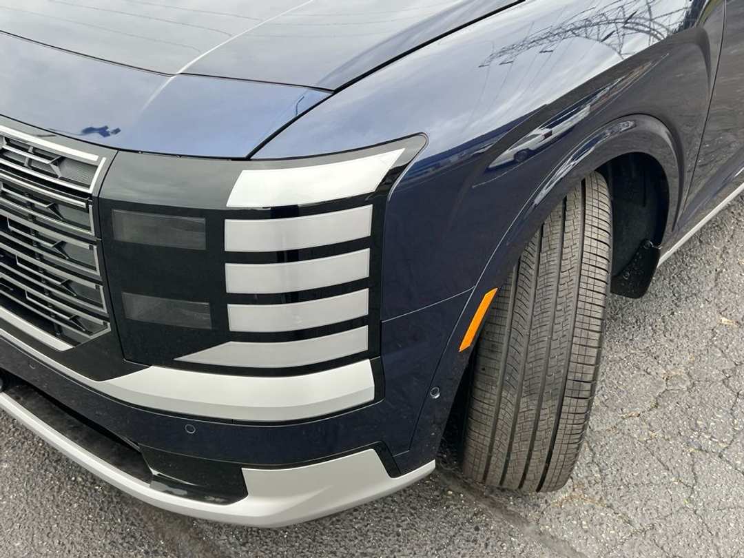 2026 Hyundai Palisade Calligraphy - Image 3