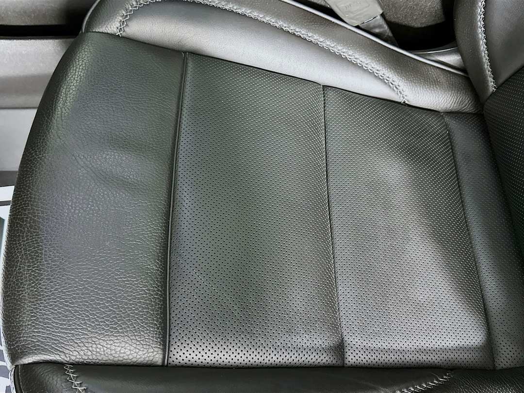 2024 GMC Yukon Denali - Image 21