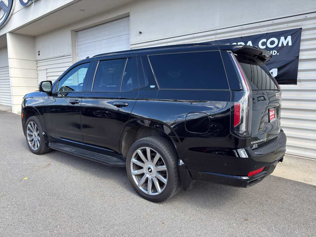 2021 Cadillac Escalade Sport - Image 3