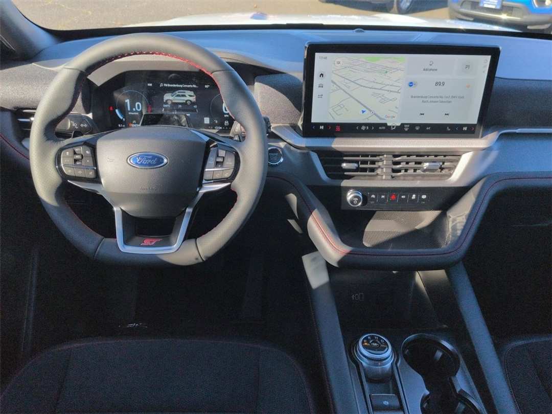 2026 Ford Explorer ST - Image 24
