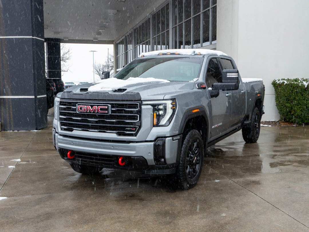 2025 GMC Sierra 3500Hd AT4 - Image 3