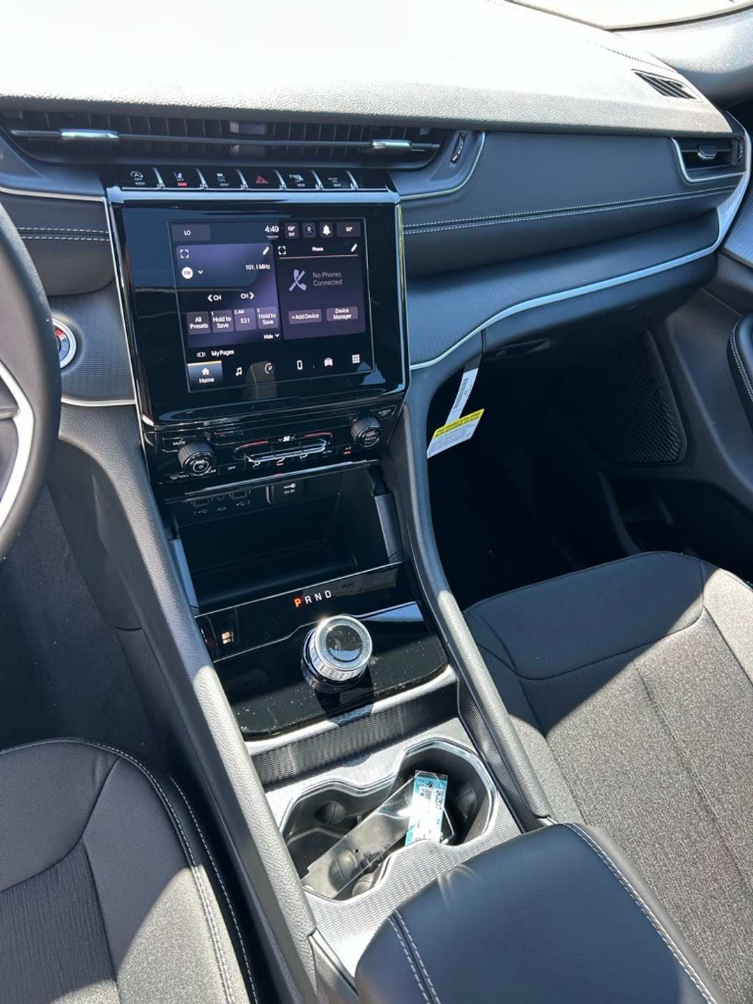 2025 Jeep Grand Cherokee Laredo X - Image 19