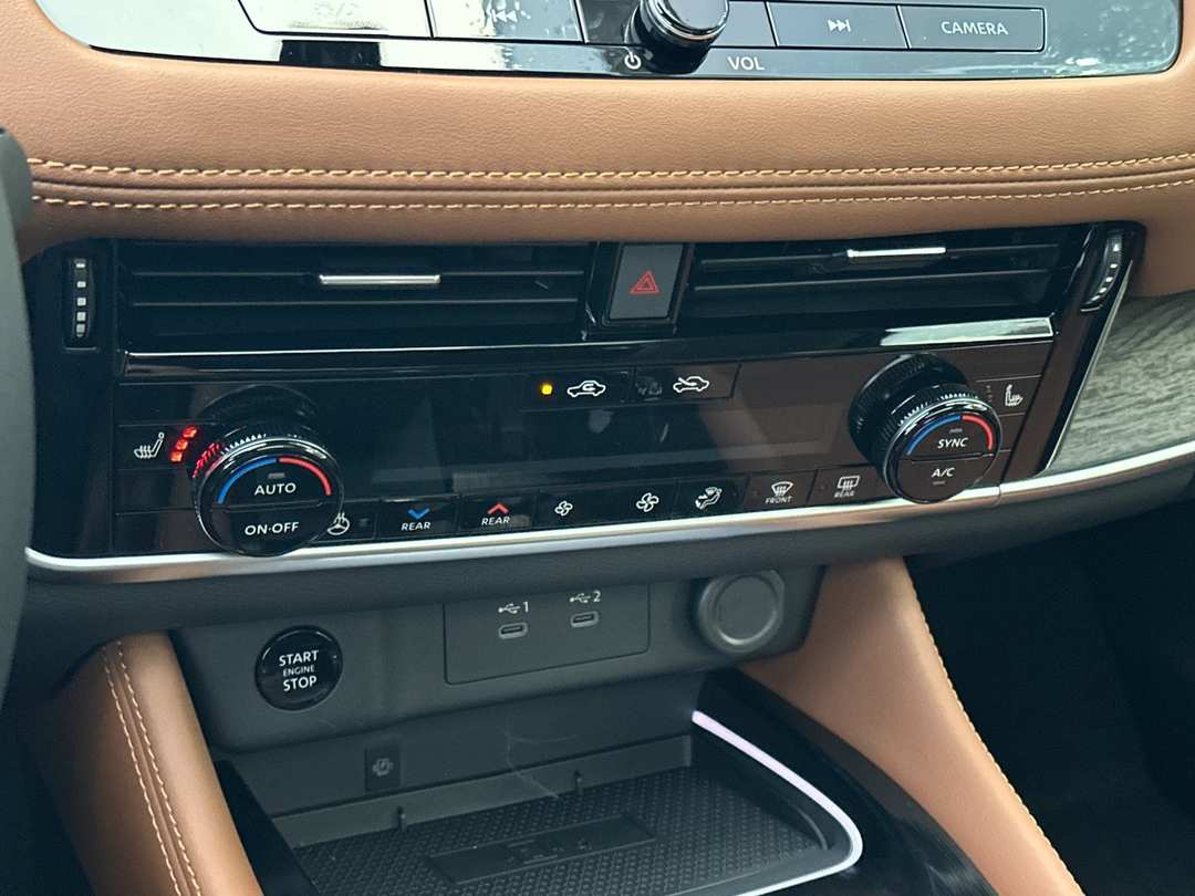 2026 Nissan Rogue Platinum - Image 20