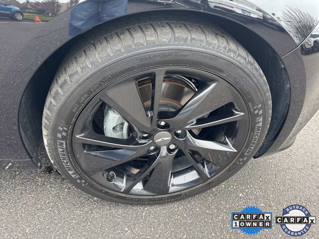 2023 Genesis G70 2.0T - Image 9