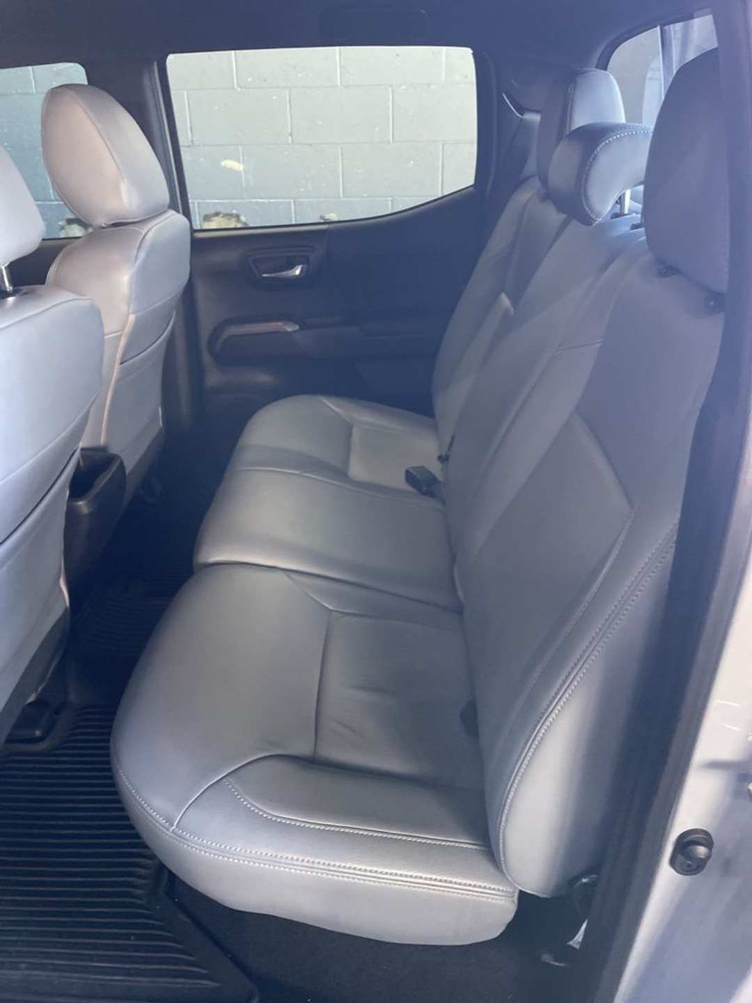 2018 Toyota Tacoma TRD OffRoad - Image 8