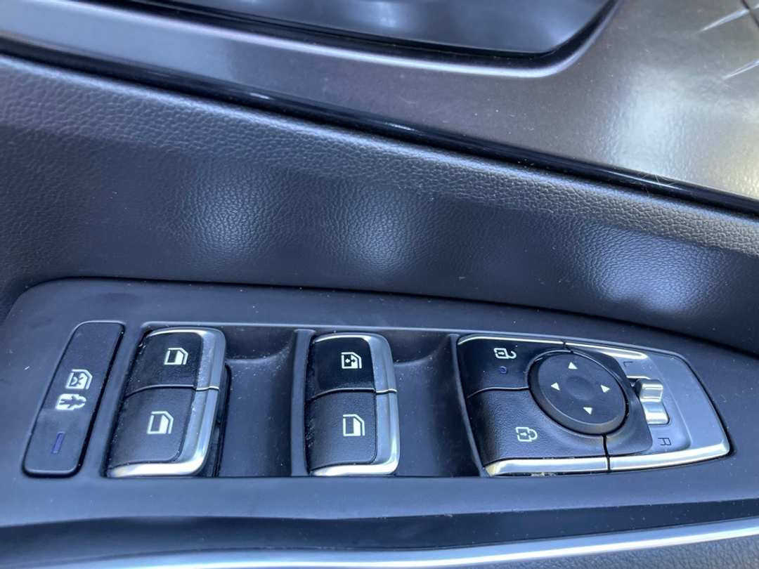 2024 Kia Sorento S - Image 10