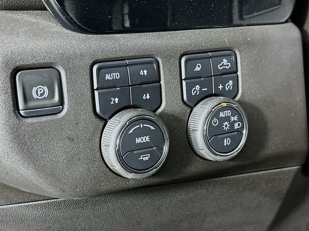 2025 Chevrolet Silverado 2500Hd LTZ - Image 11