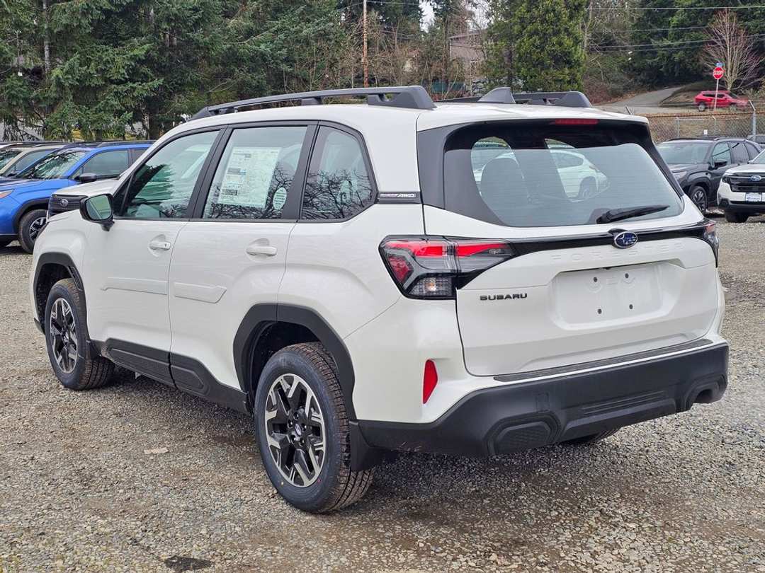 2026 Subaru Forester Base - Image 3