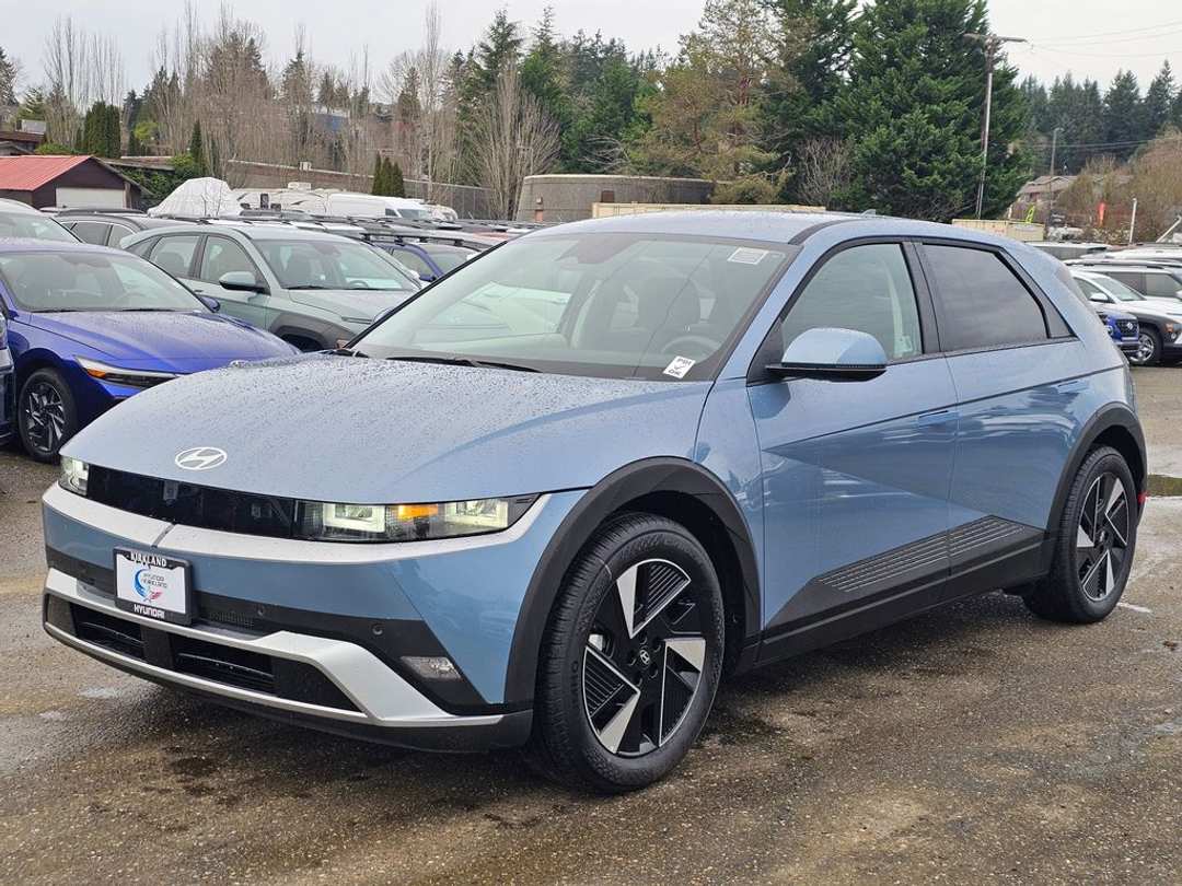 2026 Hyundai Ioniq 5 SE - Image 3