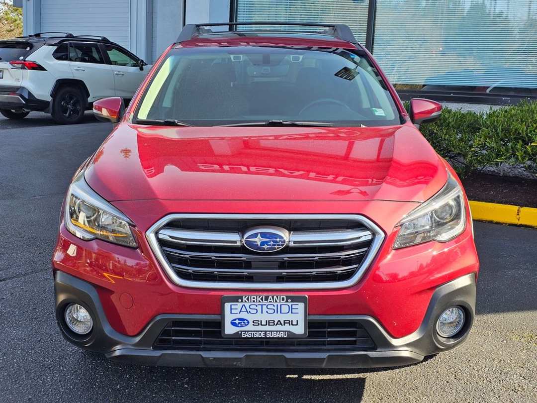 2018 Subaru Outback 2.5i Premium - Image 2