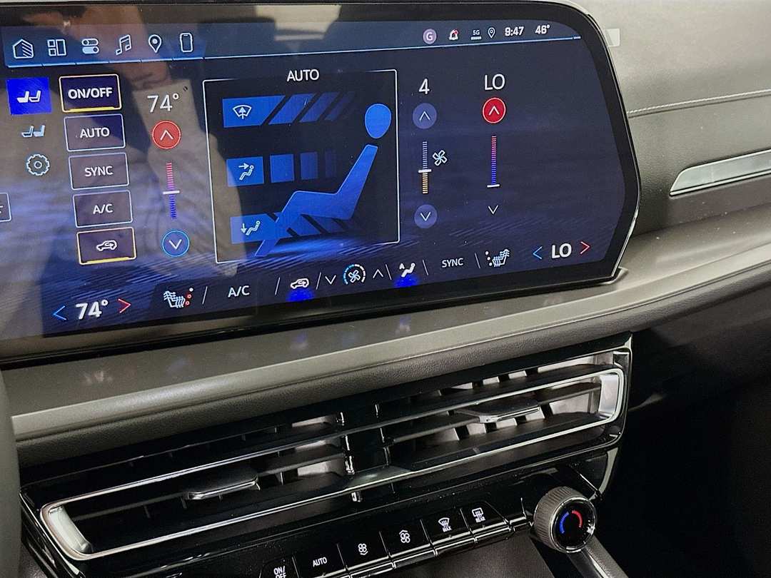 2026 Chevrolet Traverse LT - Image 16