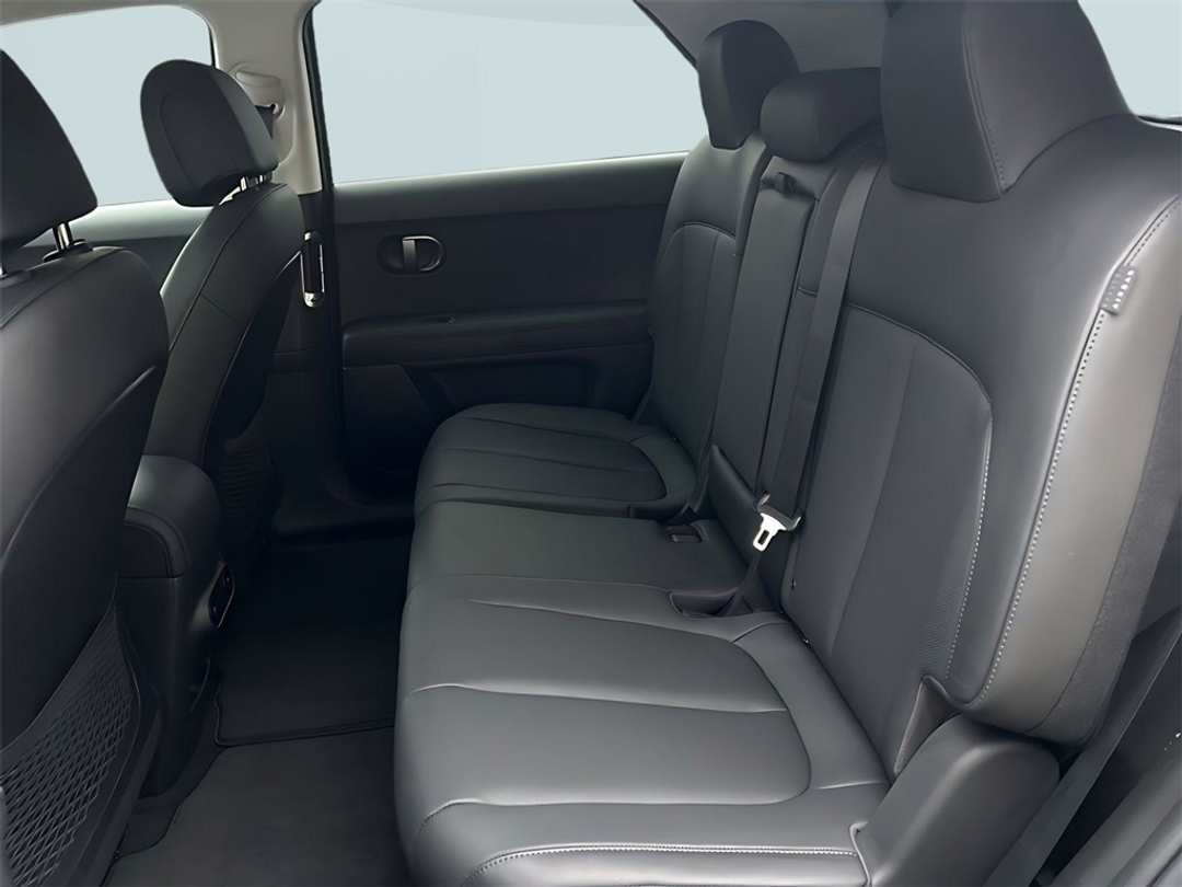 2026 Hyundai Ioniq 5 SEL - Image 10