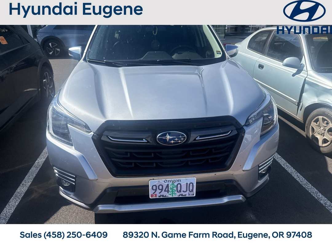 2022 Subaru Forester Touring - Image 2