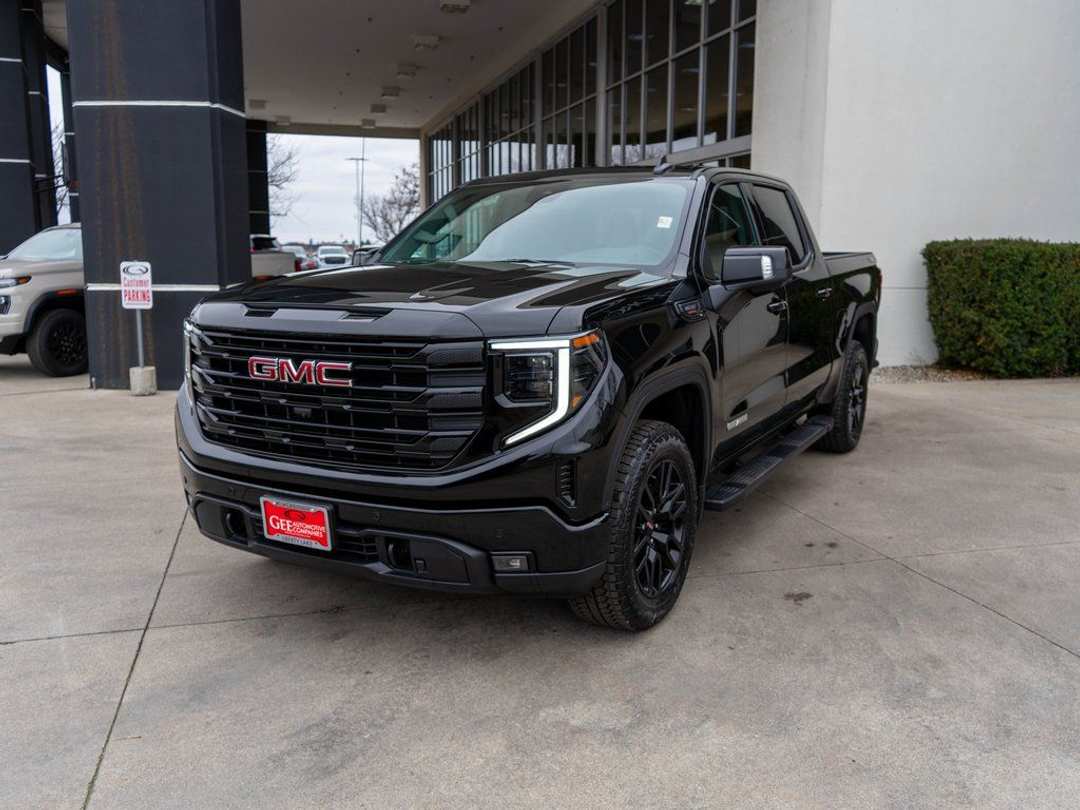 2026 GMC Sierra 1500 Elevation - Image 3