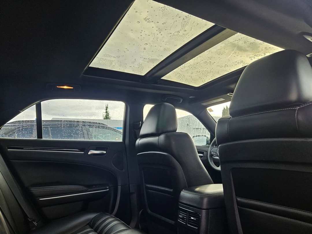 2023 Chrysler 300 S - Image 34