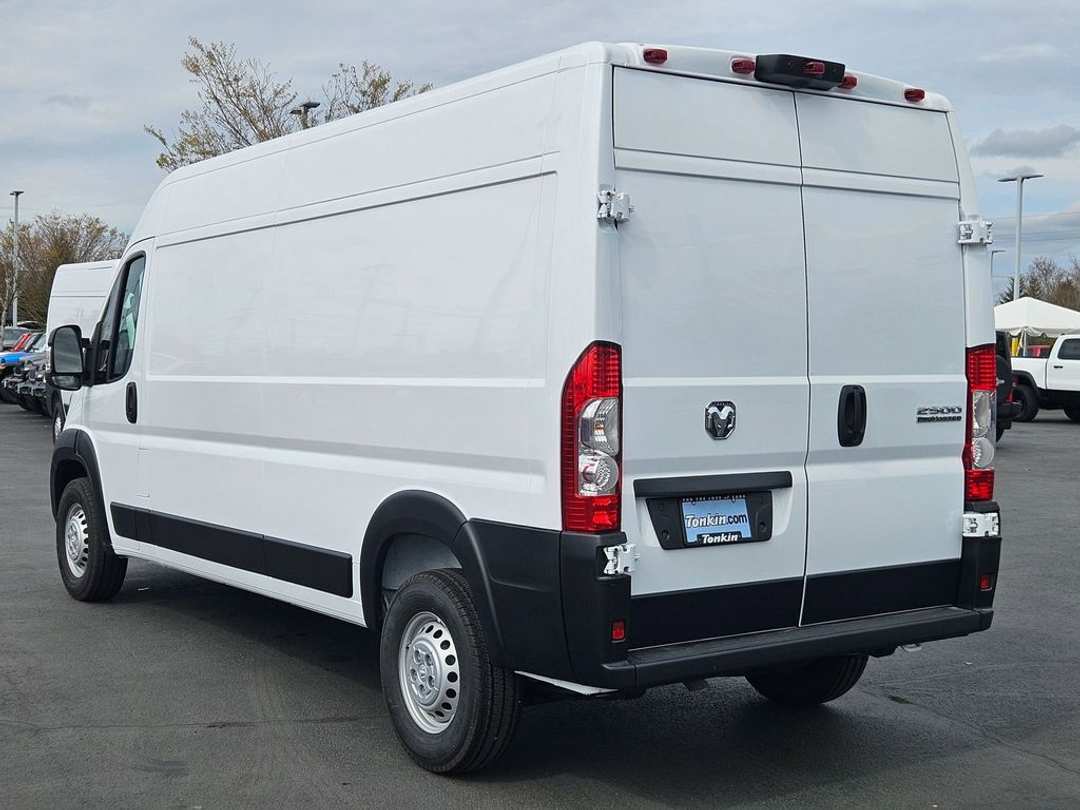 2026 Ram Promaster 2500 High Roof - Image 3