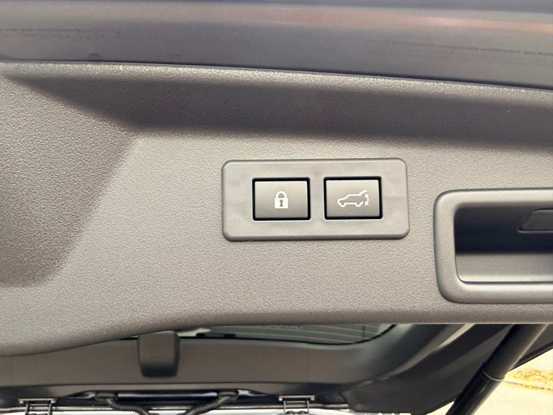 2026 Subaru Outback Touring XT - Image 21