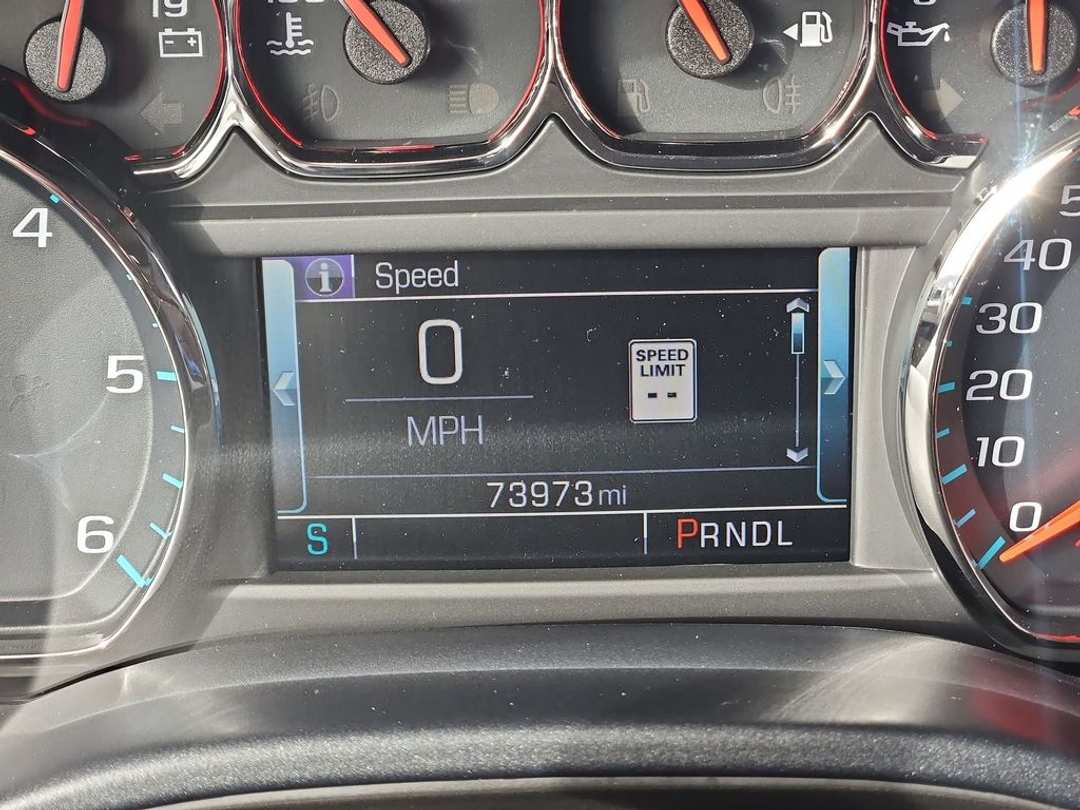 2017 Chevrolet Silverado 1500 High Country - Image 16