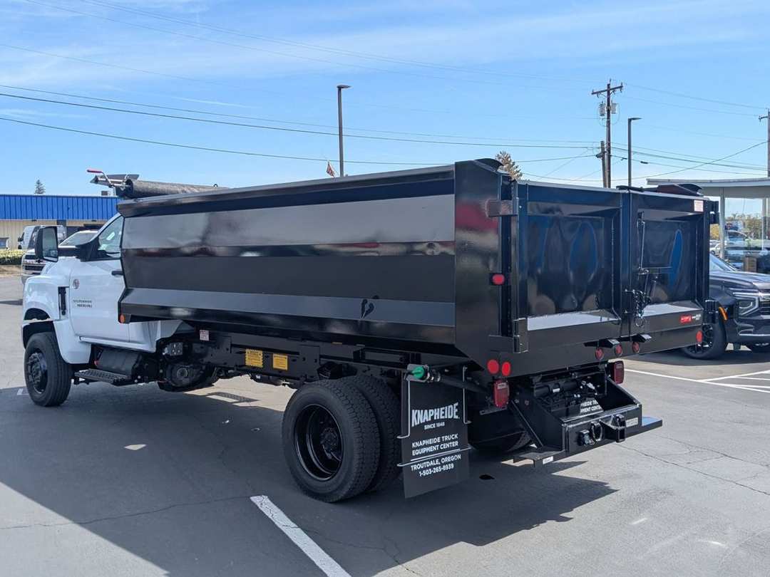 2024 Chevrolet Silverado 4500Hd Work - Image 4