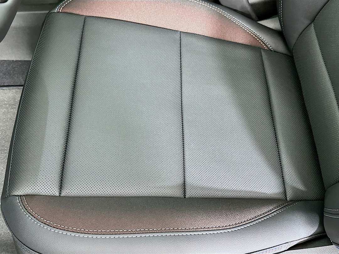 2026 Chevrolet Equinox Ev RS - Image 19