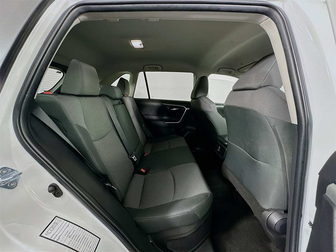 2024 Toyota Rav4 XLE - Image 26