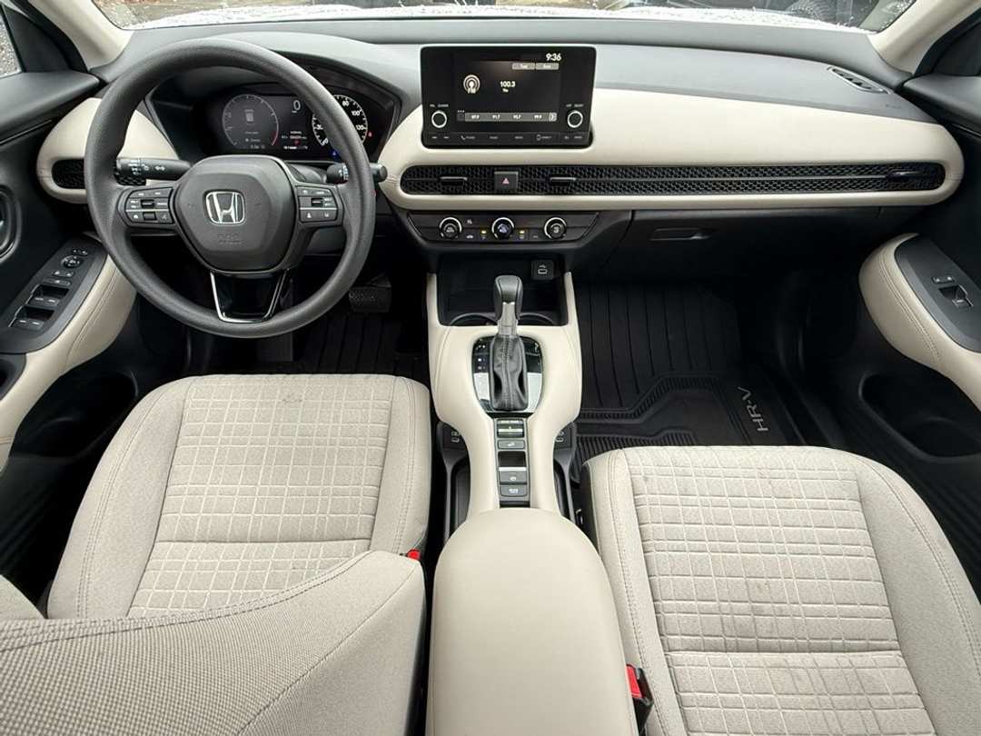 2025 Honda HR-V LX - Image 18