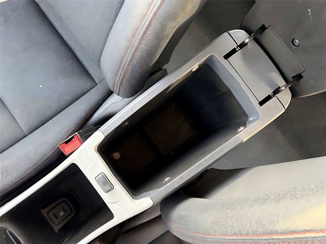 2020 Chevrolet Bolt Ev LT - Image 26