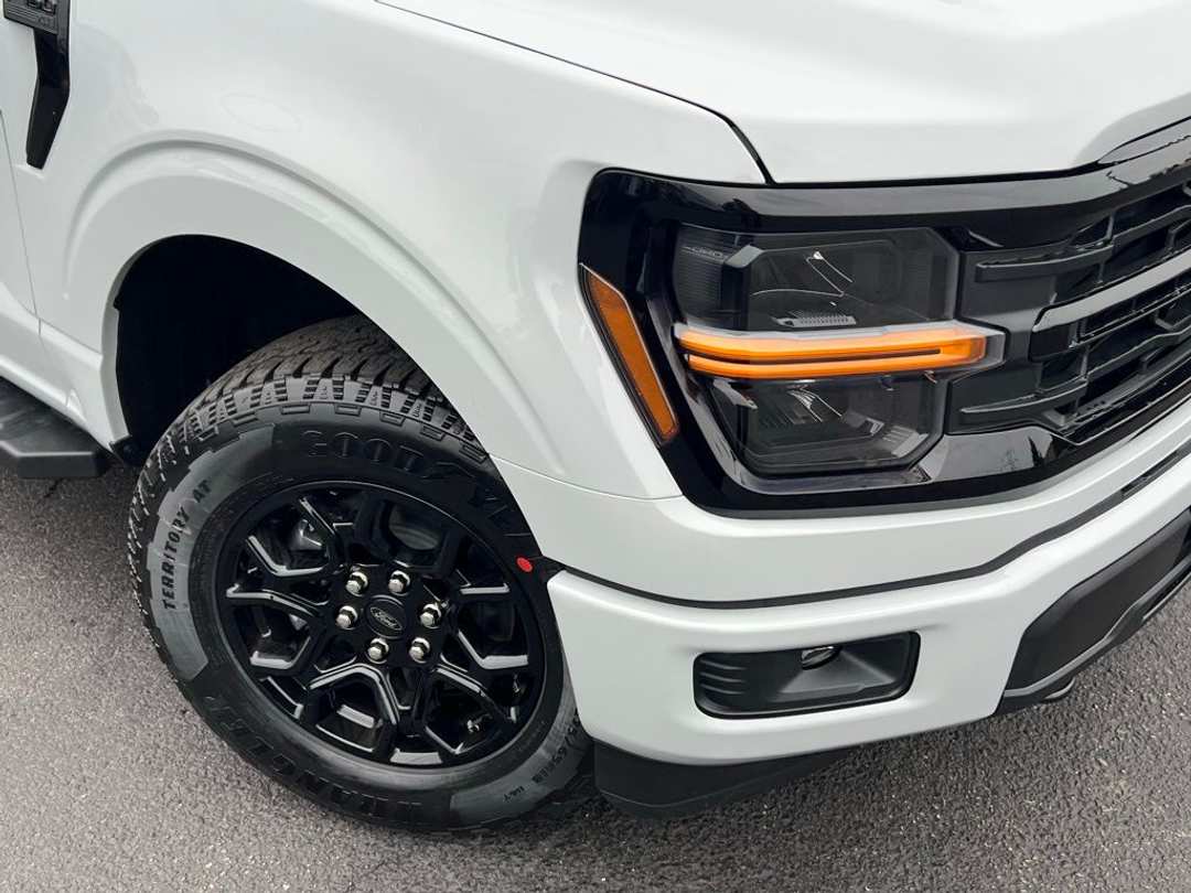 2026 Ford F-150 XLT - Image 2