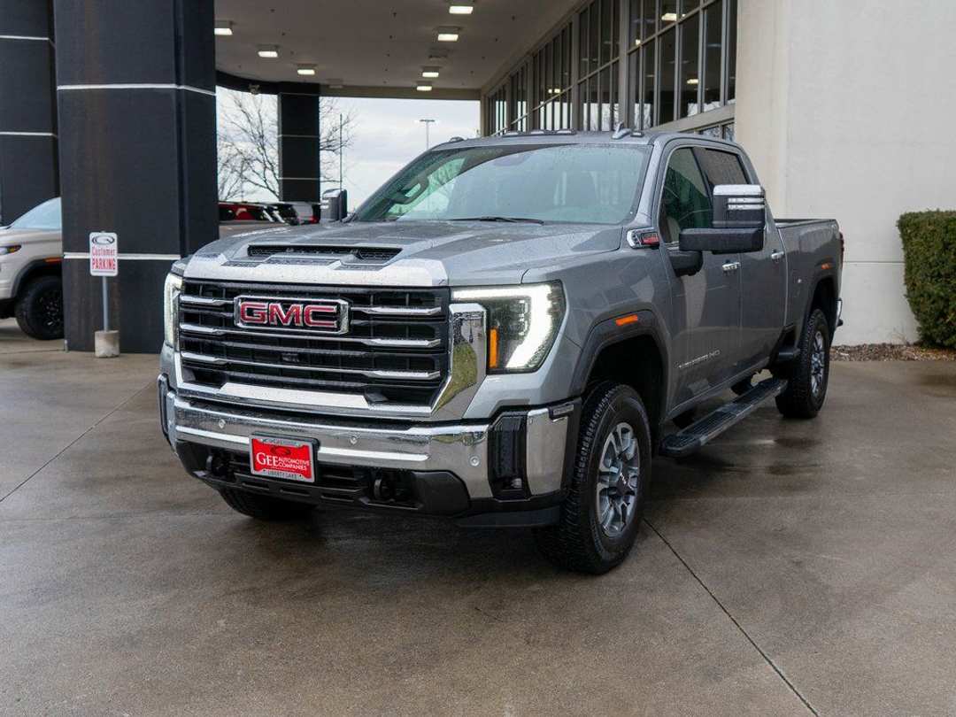 2026 GMC Sierra 2500Hd SLT - Image 3