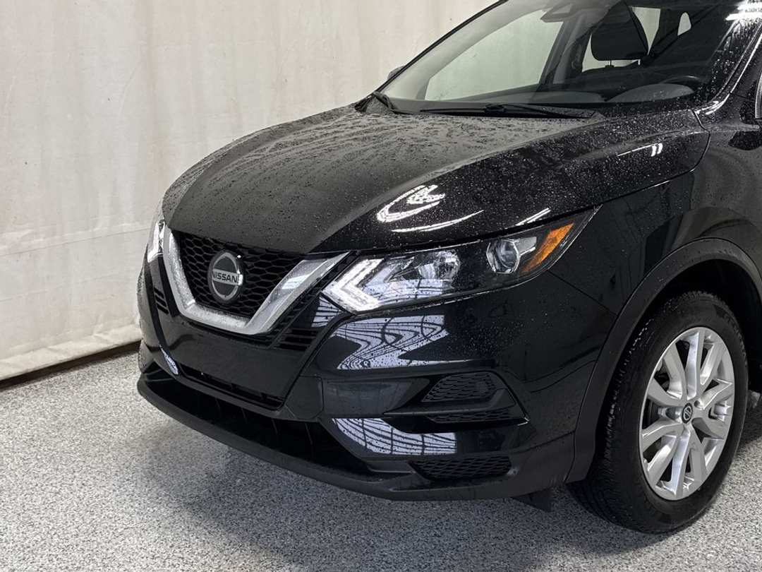 2021 Nissan Qashqai SV - Image 3