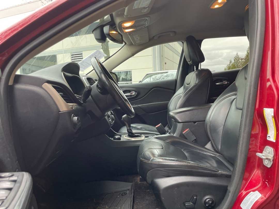 2016 Jeep Cherokee Limited - Image 17