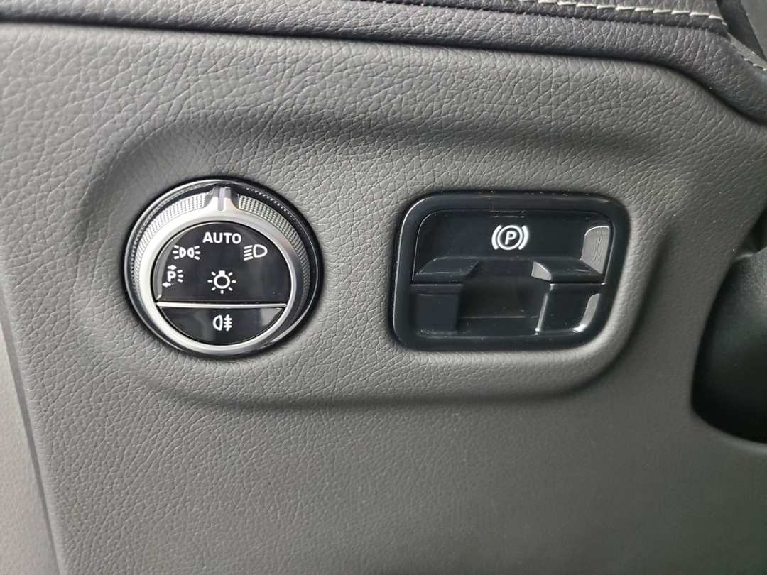 2024 Mercedes-Benz EQE 350 - Image 30