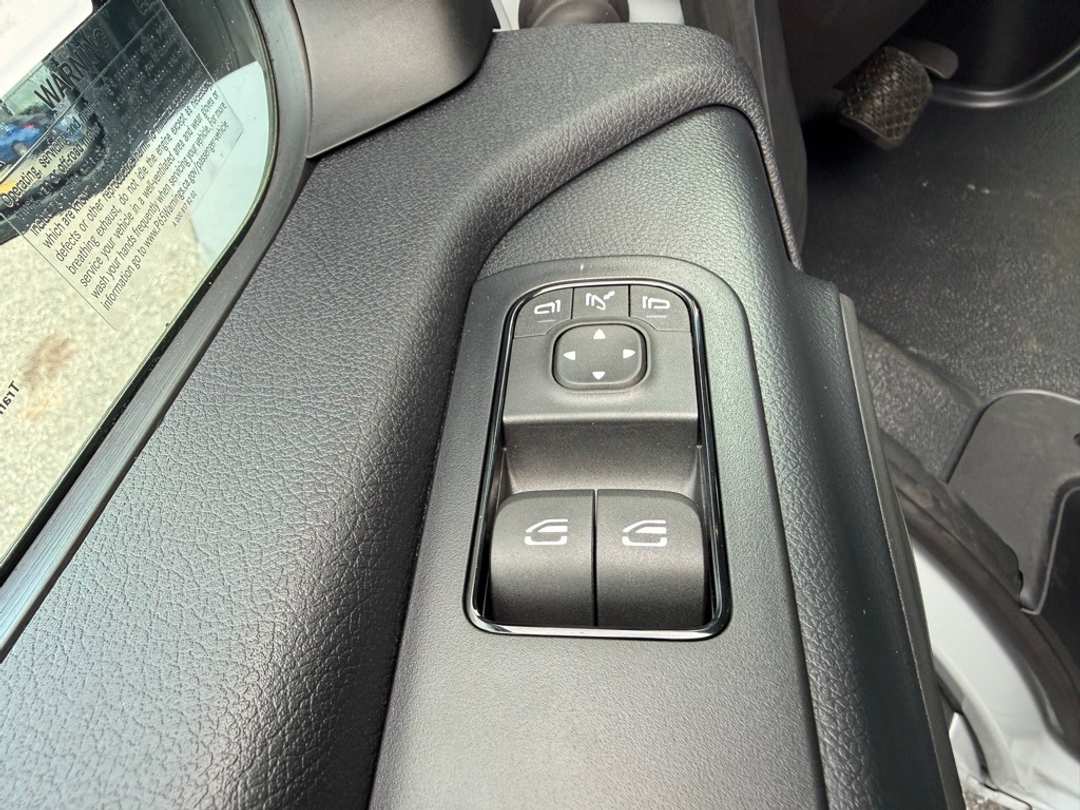2025 Mercedes-Benz Sprinter 2500 Passenger 144 WB - Image 22