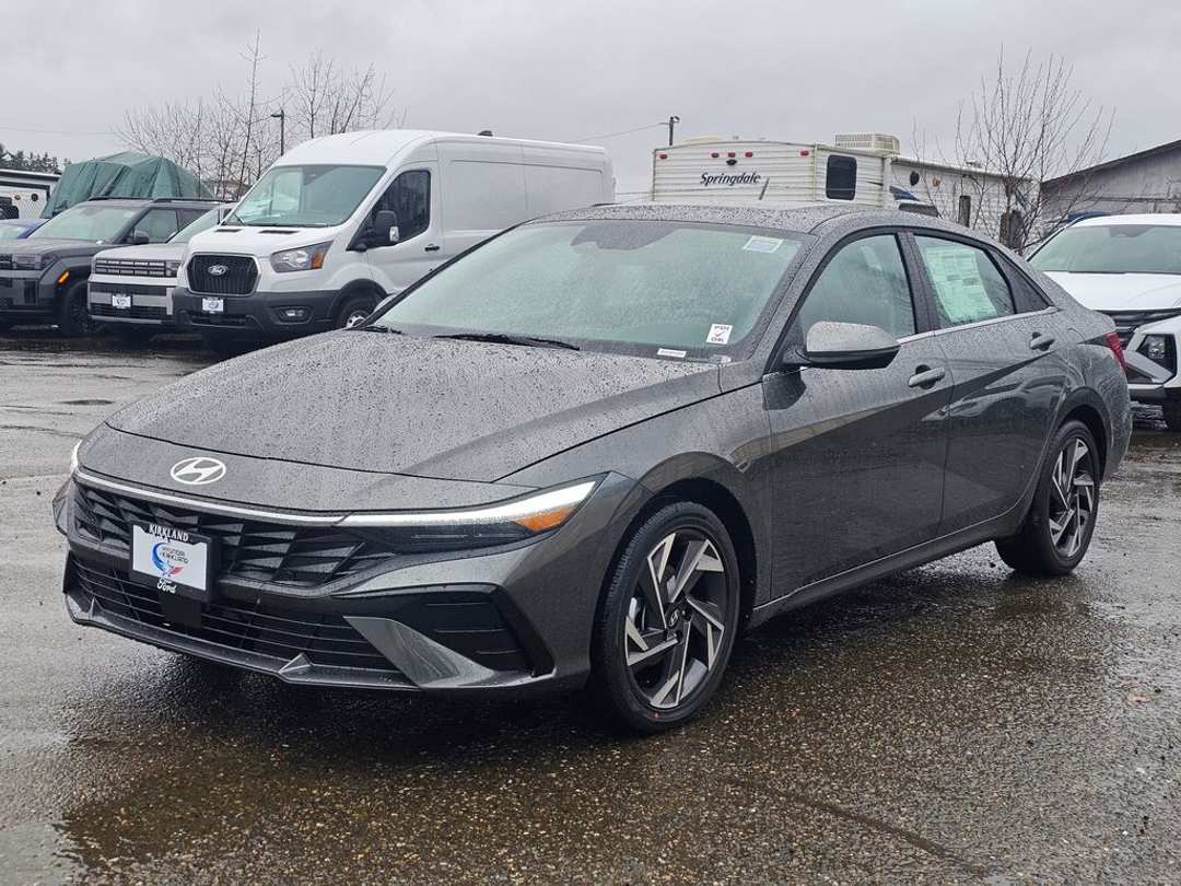 2026 Hyundai Elantra Limited - Image 3