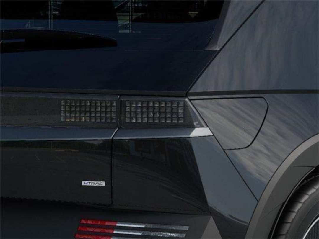 2026 Hyundai Ioniq 5 SE - Image 10