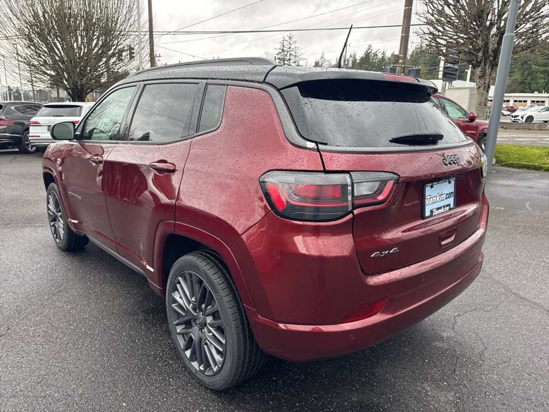 2022 Jeep Compass High Altitude - Image 9