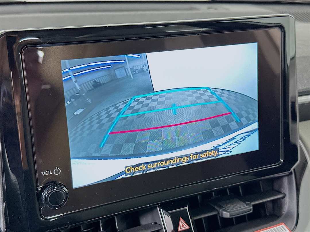 2026 Toyota Corolla Cross L - Image 14