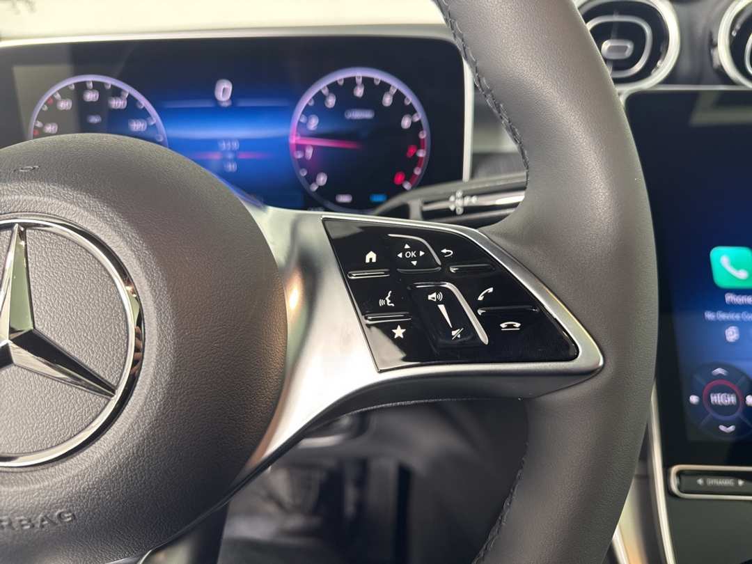 2026 Mercedes-Benz GLC GLC 300 - Image 29