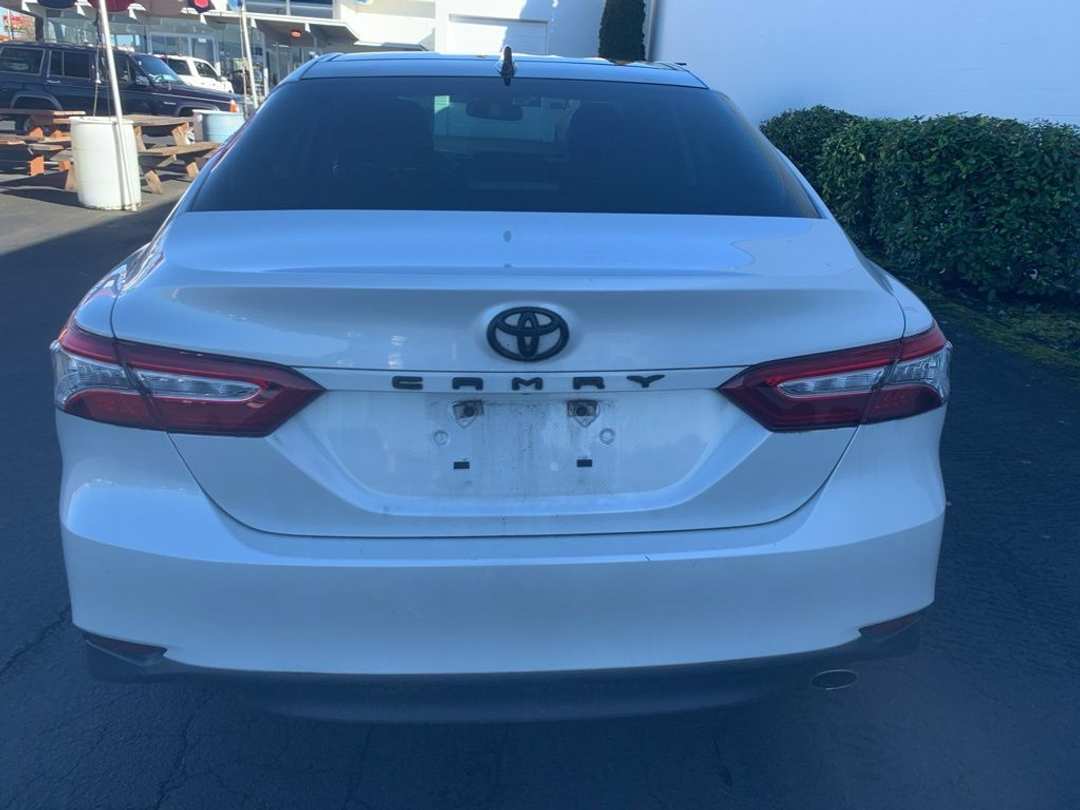 2019 Toyota Camry L - Image 3