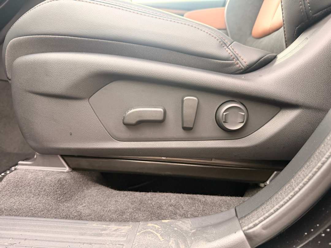 2026 Subaru Forester Touring - Image 16