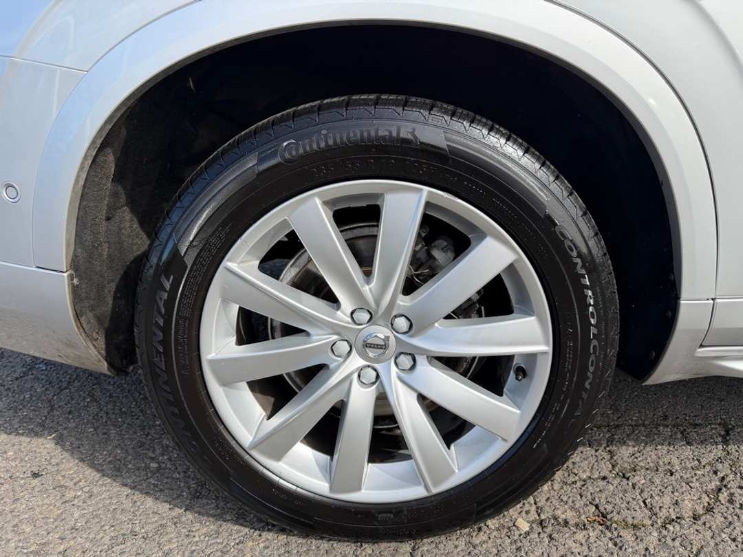 2018 Volvo Xc90 T6 Momentum - Image 10